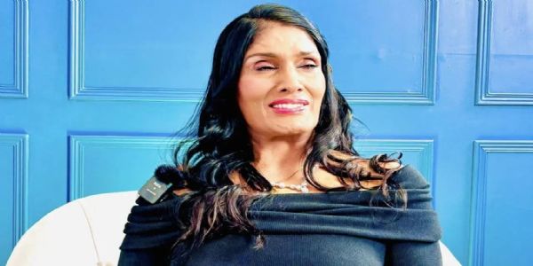 অনু আগৰৱালাৰ ডাঙৰ প্ৰকাশ, দশক দশক পিছতো ‘আশিকী’ ছবিখনৰ বাবে সম্পূৰ্ণ মাননি নাপালে