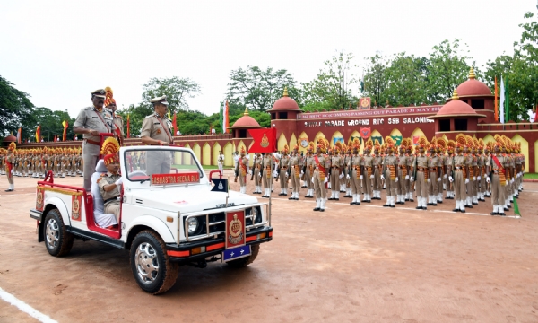 সশস্ত্ৰ সীমা বলৰ তেজপুৰ শালনীবাৰী প্ৰশিক্ষণ কেন্দ্ৰত আজি অনুষ্ঠিত এক  দীক্ষান্ত সমাৰোহত