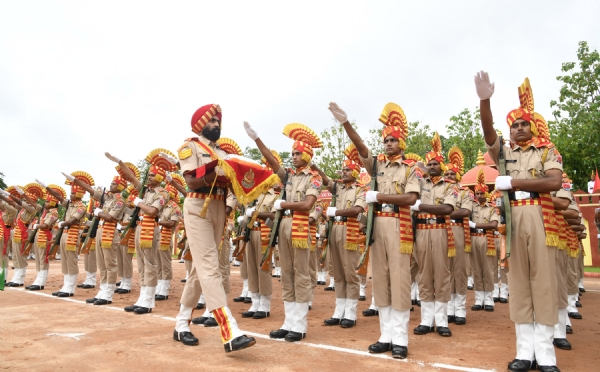 সশস্ত্ৰ সীমা বলৰ তেজপুৰ শালনীবাৰী প্ৰশিক্ষণ কেন্দ্ৰত আজি অনুষ্ঠিত এক  দীক্ষান্ত সমাৰোহত