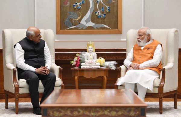 प्रधानमंत्री नरेन्द्र मोदी और गुजारत के मुख्यमंत्री भूपेंद्र पटेल (फाइल फोटो)