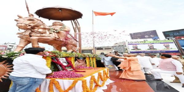 পাকিস্তানে এতিয়া নিজৰ অস্তিত্বৰ বাবে সংগ্ৰাম কৰা দেখা যাব: যোগী আদিত্যনাথ