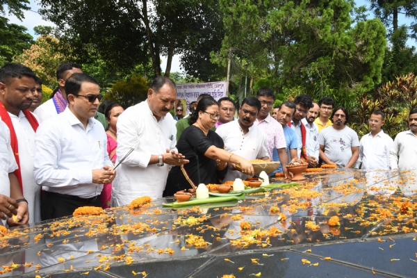 সব্যসাচী ,মানৱতাবাদী শিল্পী বিষ্ণুপ্ৰসাদ ৰাভাৰ ৫৭ সংখ্যক স্মৃতিদিৱস