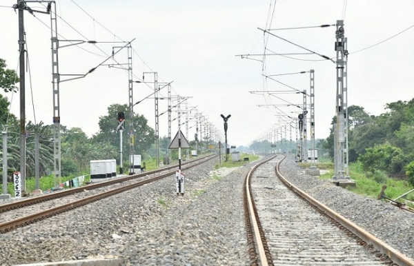 উত্তৰ পূব সীমান্ত ৰেলৱেৰ দ্বাৰা ১০০% বৈদ্যুতিকীকৰণৰ লক্ষ্য পূৰণৰ দিশত দ্ৰুত অগ্ৰগতি