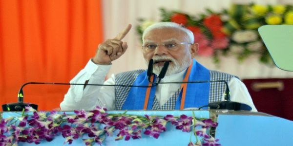 প্ৰধানমন্ত্ৰী মোদীয়ে বিহাৰক দিলে ৫,৯১৮ কোটি টকাৰ উপহাৰ