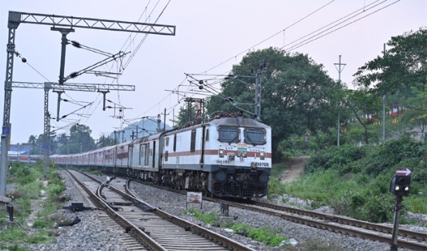 ৰে’ল সেৱা