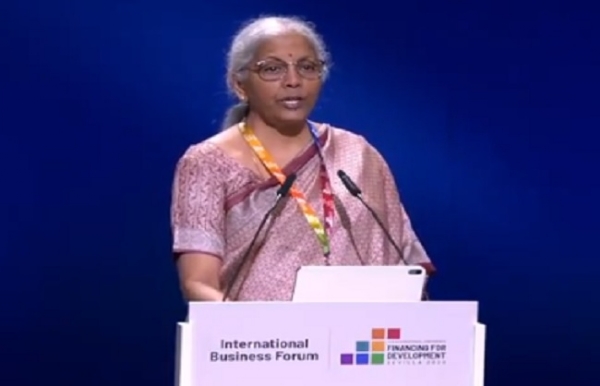 সীতাৰমণৰ স্পেইনৰ এফএফডি৪ সন্মিলনত সম্বোধন