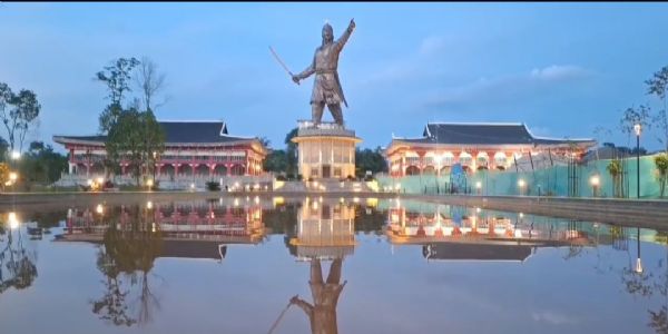 যোৰহাট জিলা দিৱস উপলক্ষে লাচিত মৈডামত সাংস্কৃতিক কাৰ্যসূচী ৰূপায়ণ