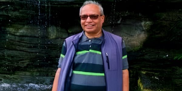 নেপালৰ প্ৰাক্তন ৰজা জ্ঞানেন্দ্ৰ শ্বাহৰ নামৰ আগত শ্ৰী ৫ মহাৰাজাধিৰাজ লিখাৰ বাবে যোগাযোগ সচিব আটক