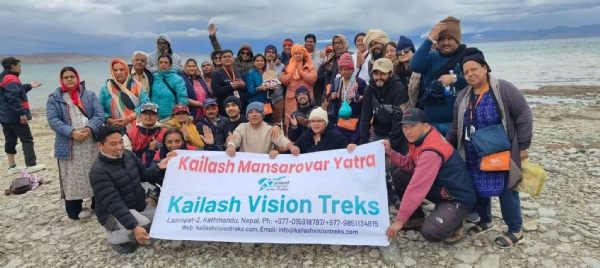 कैलाश मानसरोवर यात्रा पर भारतीय तीर्थयात्री