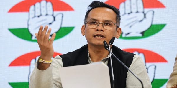 মুখ্যমন্ত্ৰীয়ে ‘ৰিয়েল এষ্টেট ব্ৰোকাৰ’ৰ দৰে কাম কৰিছেঃ গৌৰৱ গগৈ