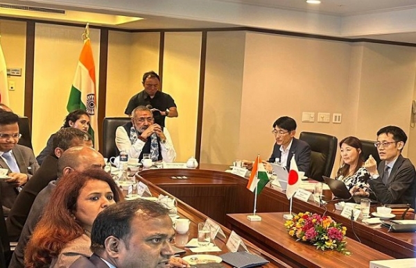 जापान के टोक्‍यो में केंद्रीय कपड़ा मंत्री गिरिराज सिंह