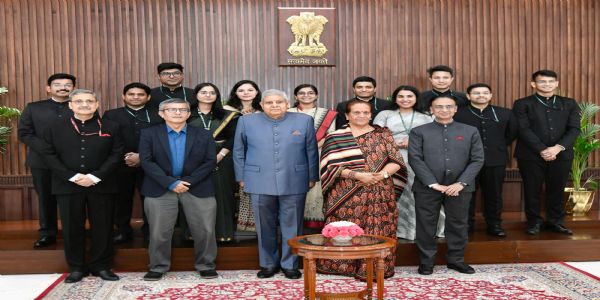 কোচিং চেণ্টাৰৰ বাণিজ্যিকীকৰণ হ’ব নালাগেঃ জগদীপ ধনখৰ