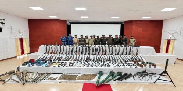 মণিপুৰত উদ্ধাৰ ১৫৫টা অস্ত্ৰ-শস্ত্ৰ, ১৬৫২ ৰাউণ্ড কাৰ্টিজ আৰু ৩৯টা আই ই ডি