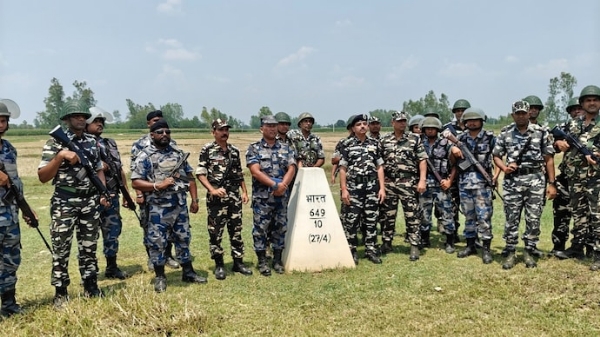 নেপাল –ভাৰত সীমান্তত জোৱানৰ পহৰা