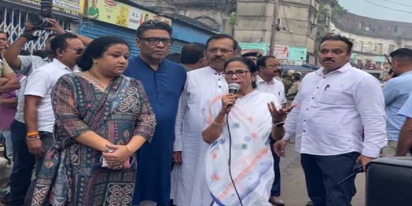 এন আৰ চিৰ জাননীত মমতাৰ অভিযোগ - বংগবাসীৰ পৰিচয় মচি পেলোৱাৰ ষড়যন্ত্ৰ