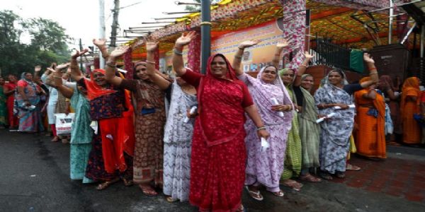 অমৰনাথ যাত্ৰালৈ ৰাওনা ৭৫০০ৰো অধিক তীৰ্থযাত্ৰীৰ নতুন দল