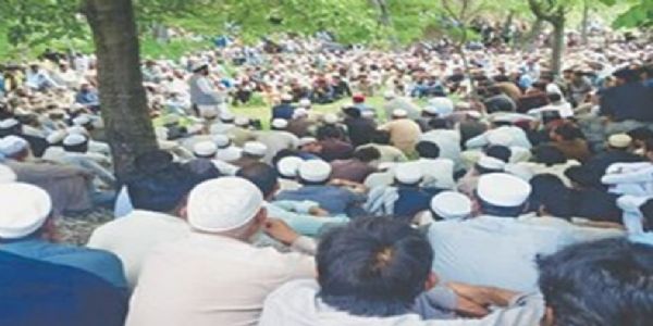 খৈবাৰ জনজাতি জিলাৰ অশান্ত তিৰাহ উপত্যকাৰ জনজাতীয় লোকৰ সৈতে টিটিপিৰ চুক্তি