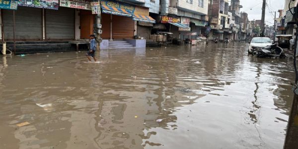 হাৰিয়ানাঃ হাতীনি কুণ্ড বেৰেজৰ সকলো পানীৰ গেট মুকলি, দিল্লীত সতৰ্কতা