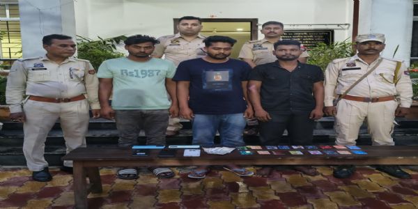 যোৰাবাটত আৰক্ষীৰ জালত তিনিটা কুখ্যাত চাইবাৰ অপৰাধী