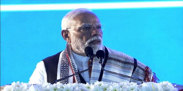 প্ৰধানমন্ত্ৰীৰ ইম্ফলত ১২০০ কোটি টকাৰ প্ৰকল্পৰ আধাৰশিলা স্থাপন তথা উদ্বোধন