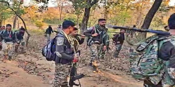 ঝাৰখণ্ডত সংঘৰ্ষত নিহত ৫ লাখ টকাৰ পুৰস্কাৰ ঘোষিত নক্সালী কমাণ্ডাৰ