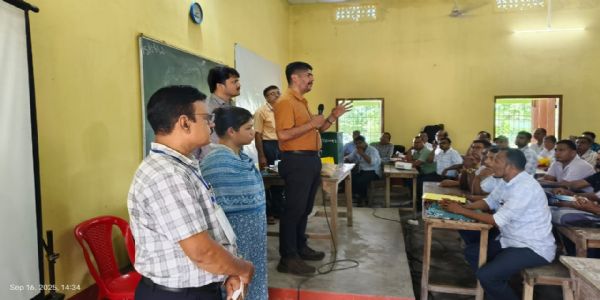 তামুলপুৰত নিৰ্বাচন সন্দৰ্ভত দলীয়ভাৱে প্ৰশিক্ষণ