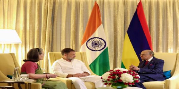 মৰিচাছৰ প্ৰধানমন্ত্ৰীৰ ছোনিয়া আৰু ৰাহুলক সাক্ষাৎ