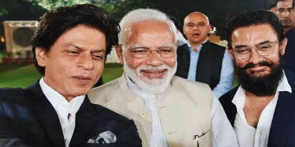 শ্বাহৰুখ খান আৰু আমিৰ খানে প্ৰধানমন্ত্ৰী নৰেন্দ্ৰ মোডীক জন্মদিনৰ শুভেচ্ছা জনালে