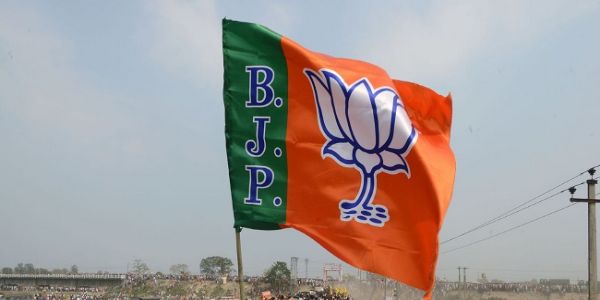 আৰ্চাদ মাদানি আৰু লুৰীণজ্যোতি গগৈ কংগ্ৰেছীৰ “পাশাখেলৰ গুটি” মাত্ৰ : ৰাজ্যিক বিজেপি