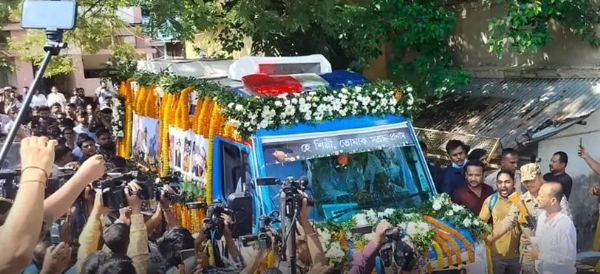 সংগীত শিল্পী জুবিন গাৰ্গৰ দ্বিতীয়টো মৰণোত্তৰ পৰীক্ষা সম্পন্ন, সৰুসজাইৰ পৰা সোণাপুৰলৈ নিয়া হ’ল জুবিন গাৰ্গৰ নশ্বৰ দেহ