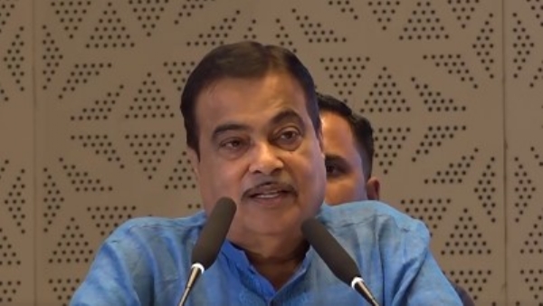 नितिन गडकरी
