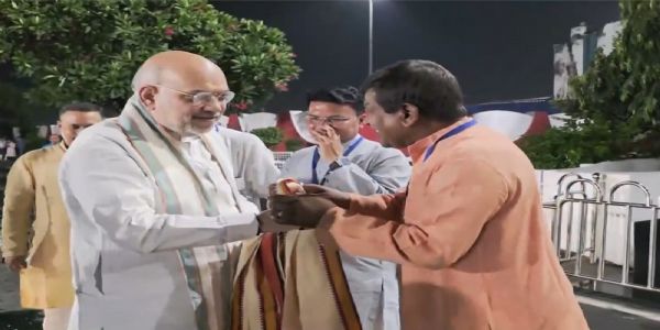 কলকাতাত উপস্থিত অমিত শ্বাহ, উদ্বোধন কৰিব দেশপ্ৰেম বিষয়ক দুৰ্গা পেণ্ডেল, লগতে বিহাৰতো গুৰুত্বপূৰ্ণ সভা