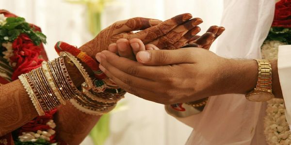 ইতিহাসৰ পাতত ১ অক্টোবৰ : ১৯৭৮ চনত বিবাহযোগ্য বয়সৰ এক বৃহৎ পৰিৱৰ্তন