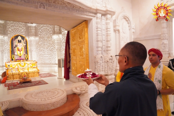 भूटान के प्रधानमंत्री ने श्री राम जन्मभूमि में श्रीरामलला के दर्शन पूजन किए