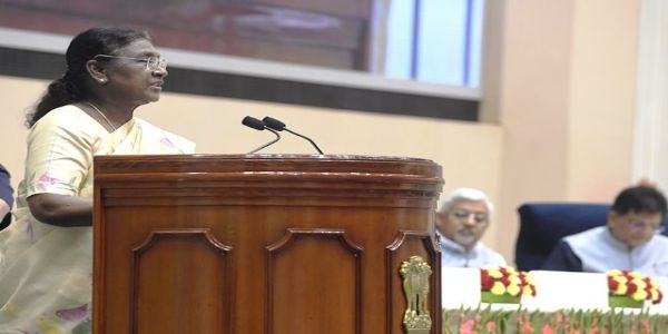 ভাৰতক অগ্ৰণী উদ্ভাৱন অৰ্থনীতি হিচাপে গঢ়ি তোলাৰ প্ৰতিশ্ৰুতি লওক : ৰাষ্ট্ৰপতি