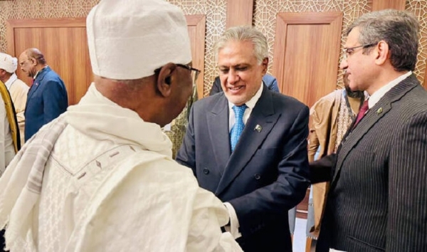 জেদ্দাত পাকিস্তানৰ বৈদেশিক মন্ত্ৰী আৰু উপ-প্ৰধানমন্ত্ৰী ইছহাক দাৰ। জেদ্দাত পাকিস্তানৰ বৈদেশিক মন্ত্ৰী আৰু উপ-প্ৰধানমন্ত্ৰী ইছহাক দাৰ।