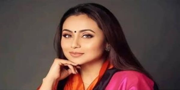 হিন্দী চিনেমাত ৩০ বছৰ উদযাপন কৰি আৱেগিক হৈ পৰে ৰাণী মুকেৰজী