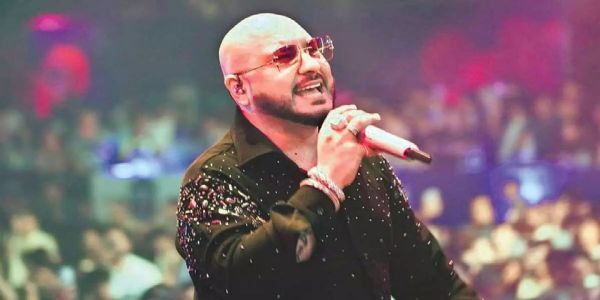 বলীউডৰ গায়ক বি প্ৰাকক মৃত্যুৰ ভাবুকি দি ১০ কোটি টকা দাবী