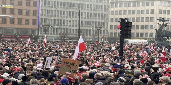 ডেনমাৰ্ক আৰু গ্ৰীণলেণ্ডত ড’নাল্ড ট্ৰাম্পৰ বিৰুদ্ধে প্ৰতিবাদ