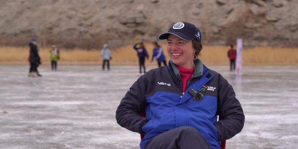 আমেৰিকাৰ প্ৰশিক্ষক নাটালিয়ে ফিগাৰ স্কেটিঙৰ জৰিয়তে লাডাখৰ স্থানীয় ক্ৰীড়া সমাজক কৰিছে শক্তিশালী