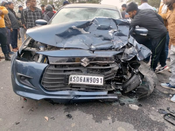 মৰিগাঁও ঔজাৰীত সংঘটিত হয় এক ভয়ংকৰ পথ দুৰ্ঘটনা মৰিগাঁও ঔজাৰীত সংঘটিত হয় এক ভয়ংকৰ পথ দুৰ্ঘটনা