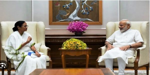 প্ৰধানমন্ত্ৰীৰ মমতা বেনাৰ্জীৰ জন্মদিনৰ শুভেচ্ছা জ্ঞাপন