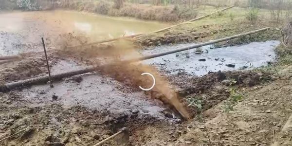 টিংখাঙত তেলৰ পাইপলাইন ফাটি আতংকৰ সৃষ্টি