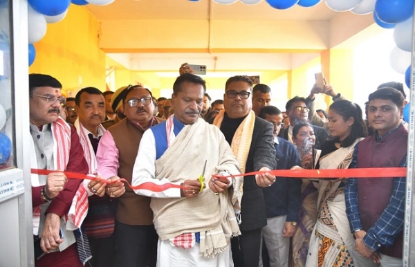 চৰাইদেউ জিলা ভ্ৰমণ স্বাস্থ্য আৰু পৰিয়াল কল্যাণ বিভাগৰ মন্ত্ৰী অশোক সিংহলৰ