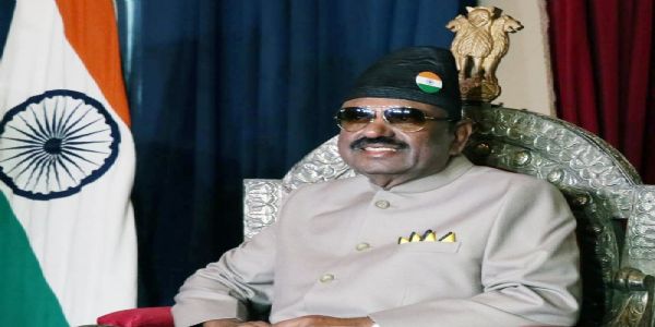 পশ্চিম বংগৰ গৱৰ্ণৰ বসুক বোমাৰে উৰুওৱাৰ ভাবুকি