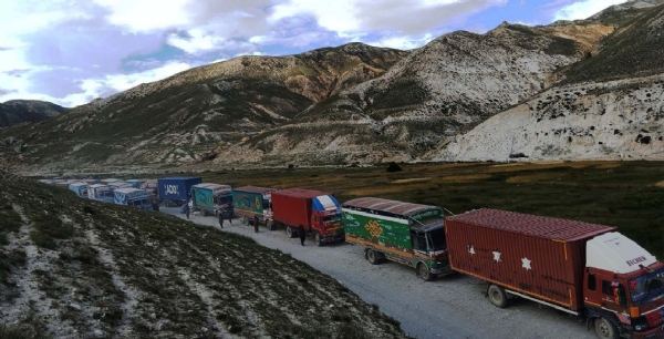 नेपाल चीन के बीच कोरोला नाका से शुरू हुआ व्यापार