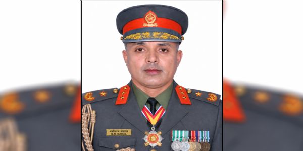 নেপাল সশস্ত্ৰ আৰক্ষী বাহিনীৰ এ আই জি বংশী ৰাজ দাহালক বৰ্খাস্ত