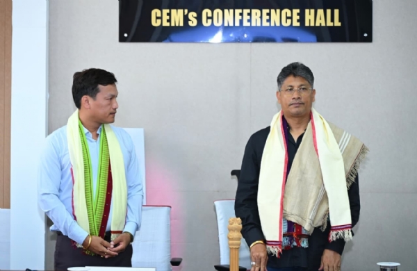 ডিমা হাছাওত কৃষি আৰু জলসিঞ্চন বিভাগৰ কাম-কাজ পৰ্যালোচনা মন্ত্ৰী পীযুষ হাজৰীকাৰ