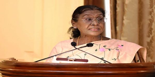 ৰাষ্ট্ৰপতি মুৰ্মুৱে অহা ১৫ অক্টোবৰত বিজয়াৱাড়াত ৰাষ্ট্ৰীয় সৰস মেলাত কৰিব অংশগ্ৰহণ
