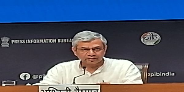 ৰেলৱে ১১.৪০ লাখ কৰ্মচাৰীলৈ ৭৮ দিনৰ দীপাৱলী বোনাছ